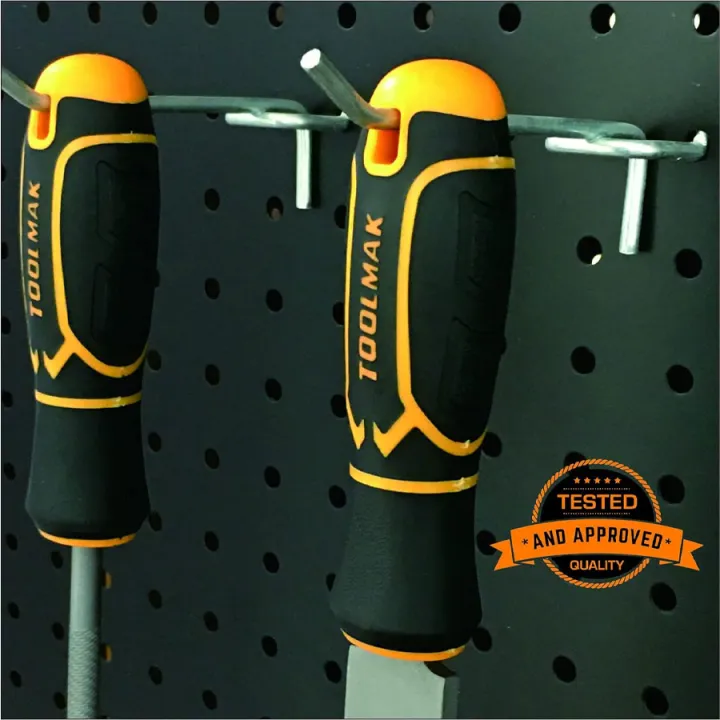 Metal%20File%20Set%203%20PCS%208%20Inch%20Steel%20File%20Set%20Flat/Round/Half%20Round%20with%20Comfortable%20Bi-material%20Handle%20Made%20of%20Drop-Forged%20and%20Heat-Treated%20T12%20High-Carbon%20Steel%20-%20Toolmak%20-%20Image%206