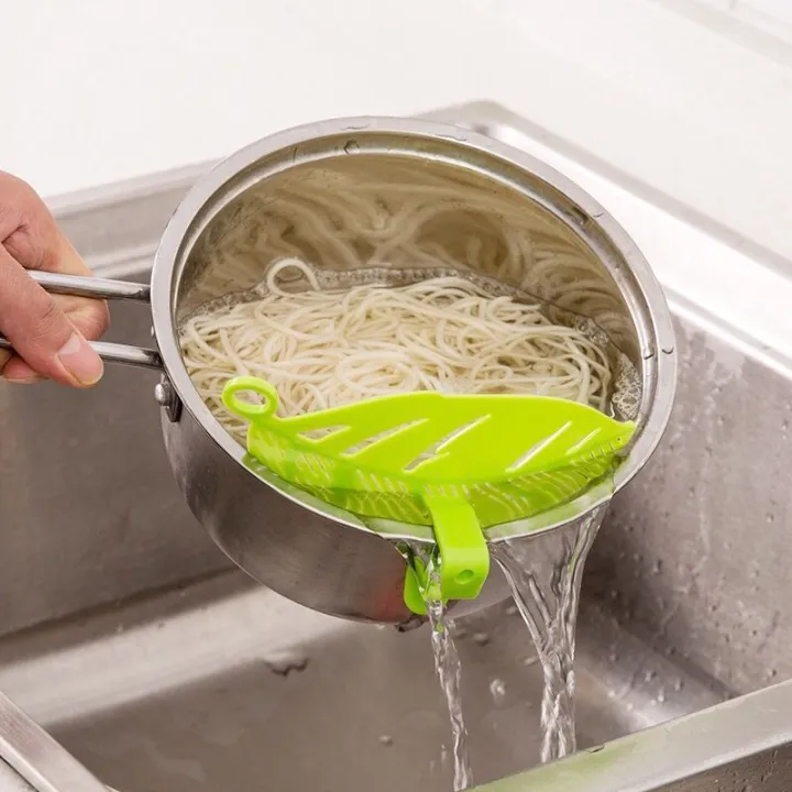1Pc%20Leaf%20Shaped%20Rice%20Wash%20Gadget%20Noodles%20Spaghetti%20Beans%20Colanders%20Strainers%20Kitchen%20Fruit%20Vegetable%20Cleaning%20Tool%20-%20Image%204