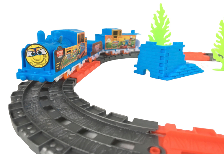 16%20PCS%20Orbit%20Track%20Train%20Toy%20/%20Realistic%20Train%20Music%20Sound%20/%20Power%20(ON/OFF)%20Switch%20/%20Auto%20Hinge%20/%201xAA%201.5V%20Battery%20Operating%20-%20Image%207
