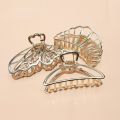 Ladies Hollow Geometric Metal Big Hair Clips     Women Korean ins Popular Exquisite Hair Claw      Girls Elegant Hair Accessories. 