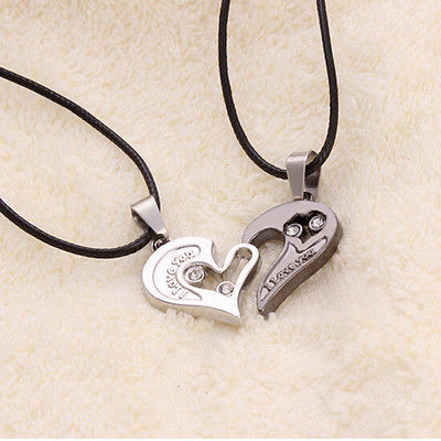 Couple%20Necklace%20-%20Image%204