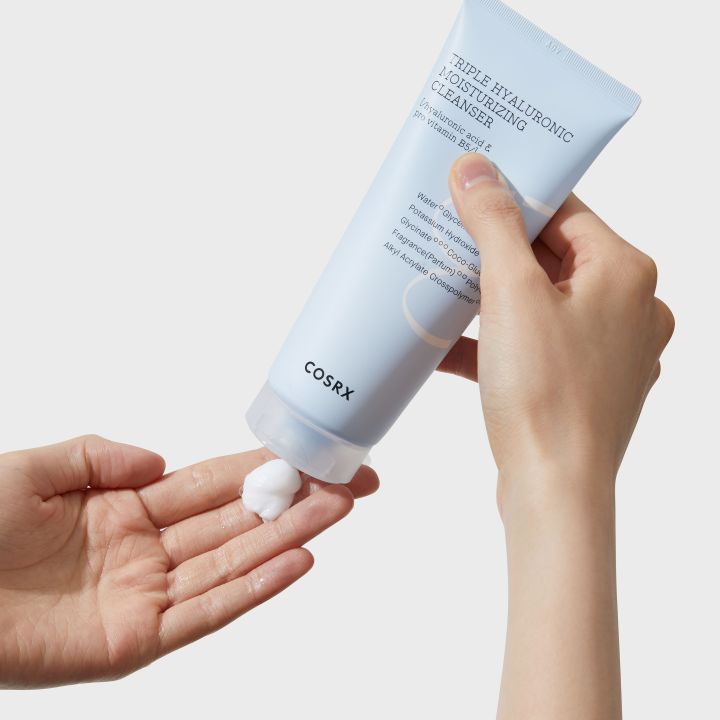 CORSX%20Hydrium%20Triple%20Hyaluronic%20Moisturizing%20Cleanser%20150ML%20-%20Image%202