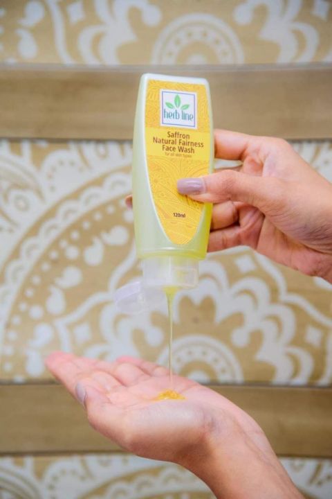Herb%20Line%20Gluta%20Saffron%20Fairness%20Facial%20Kit%20Face%20Wash,%20Cleanser,%20Mud%20Pack,%20Scrub,%20Moisturizer,%20Astringent,%20Sun%20Protection%20Cream%20(%20Herbline%20)%20-%20Image%205