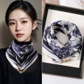 【Lumba】Magnetic buckle silk scarf autumn and winter women's small square scarf warm and cold-proof Korean scarf scarf decoration fashionable and versatile. 