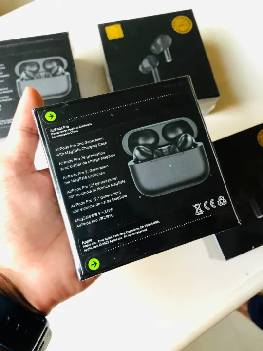 Apple%20Airpods%20Pro%20Gen%202%20Matt%20Black%20Edition%20-%20Image%202