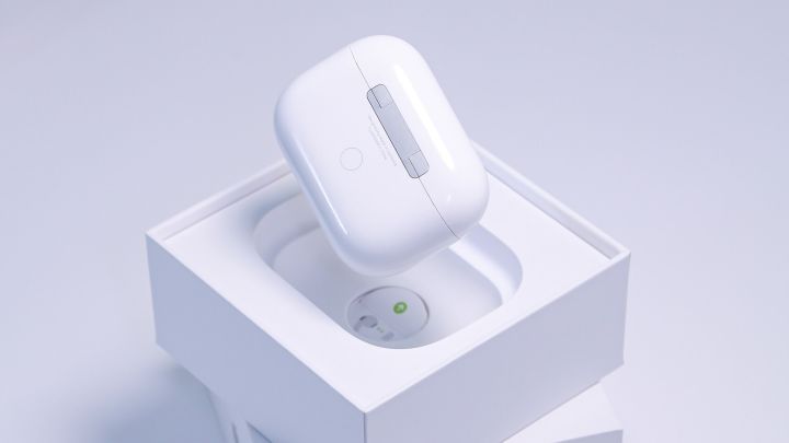 Wireless%20Airpod%20Pro%202nd%20Generation%20AAA%20Premium%20Clone%20EarBuds%20Pro%20Ultra%20Deep%20Bass%20Quality%20wireless%20charging%20Pods%20Air%20Buds%20Pro%20-%20Image%203