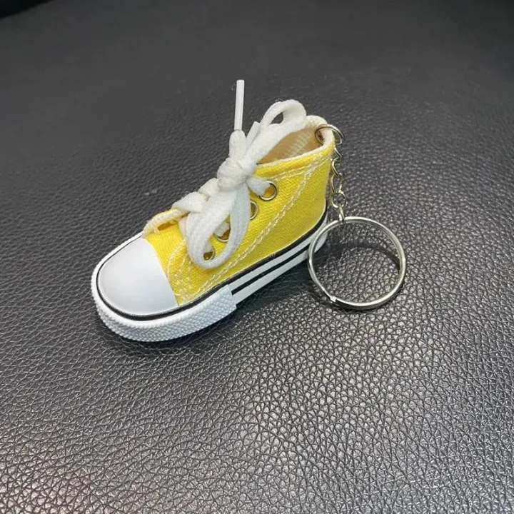 3D%20Canvas%20Sneaker%20Tennis%20Shoe%20Keychain%20Blue%20Pink%20Black%20White%20Sports%20Shoes%20Keyring%20Bag%20Ornaments%20Car%20Trinket%20Keyring%20Accessories%20-%20Image%204