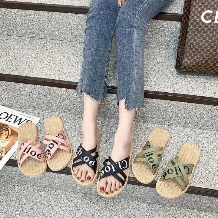 New%20Slippers%20Women's%20Summer%20Wear%20Fashionable%20All-Matching%20Korean%20StyleinsOnline%20Red%20Bear%20Bottom%20Beach%20Fashion%20Women's%20Slippers%20-%20Image%205