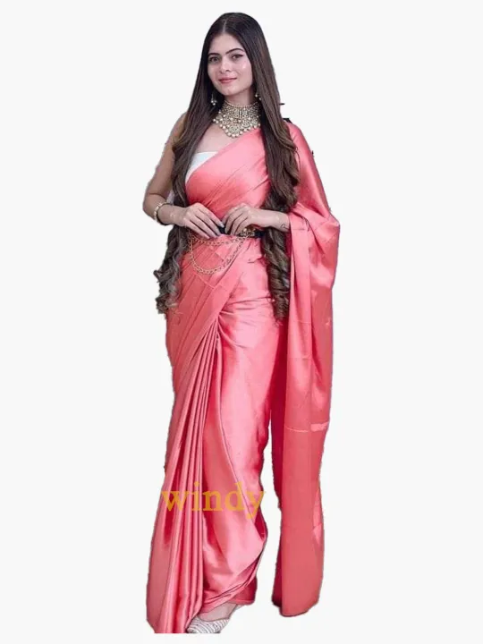 Valentina%20Saree%20With%20Brocade%20Blouse%20Piece%20For%20Party%20And%20Function%20-%20Image%203