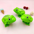Quasar Motor Skills Development Toy Interactive Running Frog Wind-up Toy for Kids Educational Clockwork Animal Toy for Boys Girls Fun Learning Toy for Children Teens Plastic Wind-up Toy. 