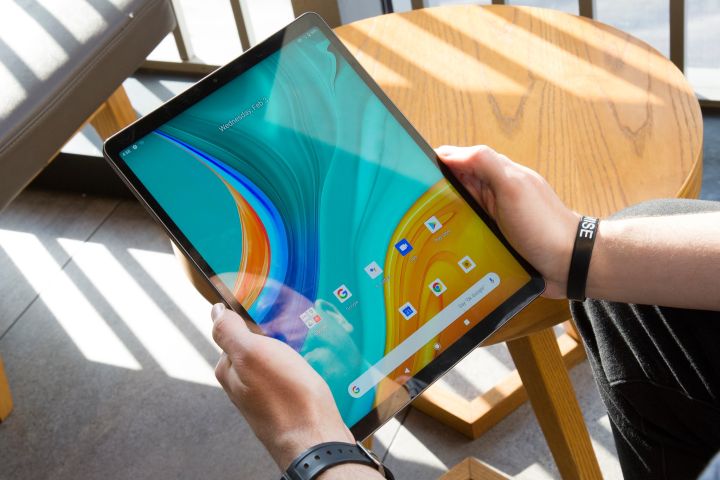 CHUWI%20HiPad%20Plus%202in1%20Android%20Tab%20with%20Keyboard%20%2011%20inch%20%202K%20Resolution%20%20Android11%20%204GB%20RAM+128GB%20SSD%20-%20Image%205