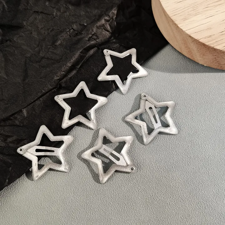 2/4Pcs%20Y2k%20Star%20Hair%20Clips%20Girl's%20Cute%20Metal%20Star%20Hair%20Clip%20Five-pointed%20Star%20Hairpins%20Hair%20Accessories%20-%20Image%207