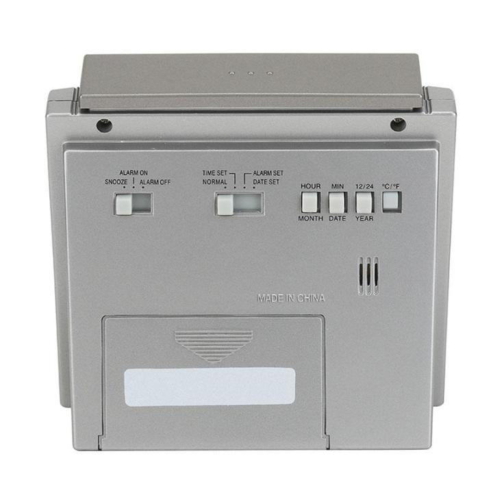 Table%20Clocks%20DQ750F8DF%20-%20Image%205