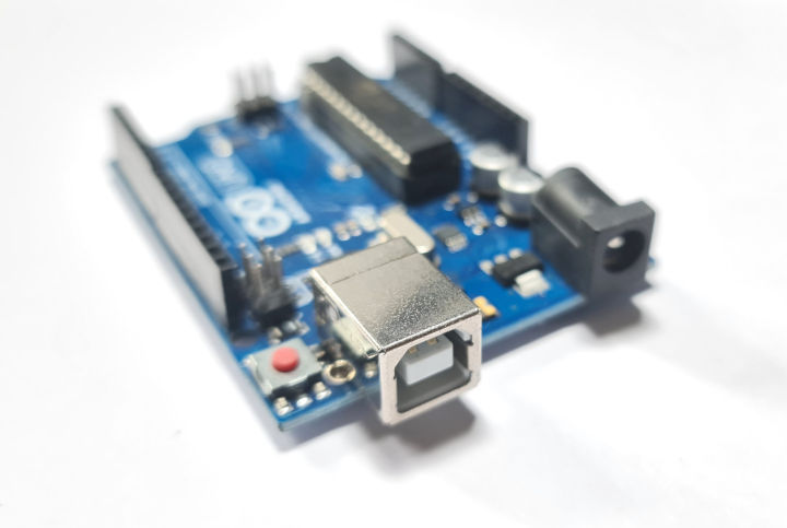 Arduino%20UNO%20R3%20ATMega328P%20Development%20Board%20with%20Cable%20-%20Image%204