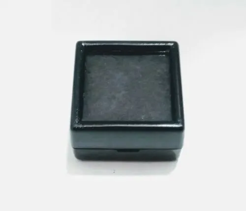 Gem%20Box%20half%20inch%20white%20and%20black%20gem%20box%20with%20glass%20and%20sponge%20premium%20quality%201%20inch%20*%201%20inch%20-%20Image%205