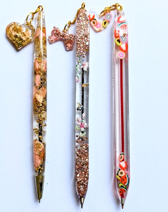 Customized%20resin%20pen%20-%20(%20add%20any%20name%20or%20text%20inside)%20-%20Image%202