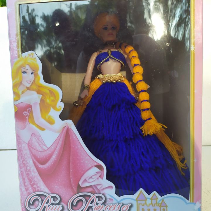 Ruu%20Princess%20Wool%20Doll%20-%20Image%203