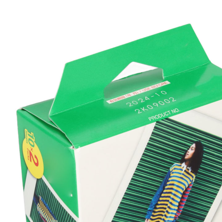 Camera%20Instant%20Film%20Camera%20Film%2020%20Sheet%20ISO%20800%20for%20Square%20Cameras%20-%20Image%206