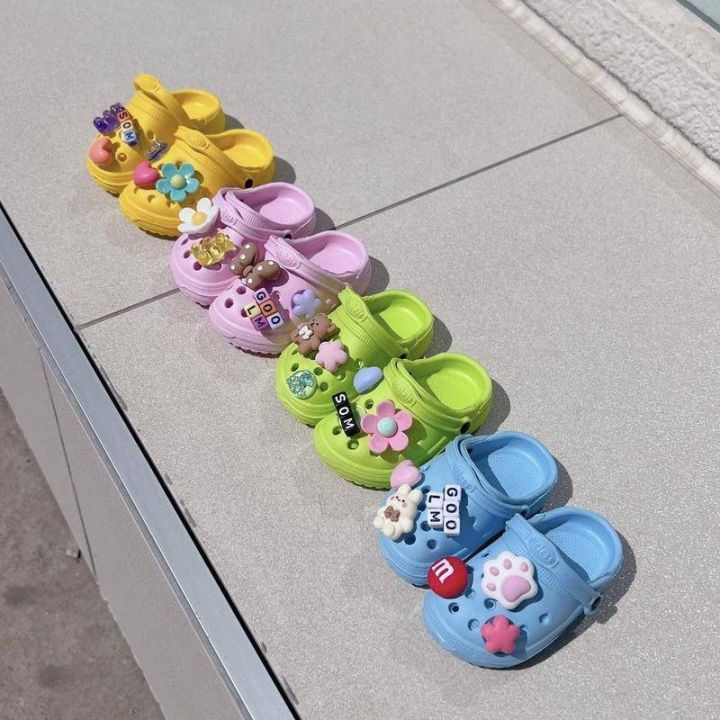 VibeVendor%20Pet%20Shoes%20Korean%20Pet%20Dog%20Shoes%20Wear%20Resistant%20Breathable%20Crocs%20Beach%20Shoes%20for%20Dogs%20Outdoor%20Shoes%20for%20Cats%20and%20Dogs%20Cat%20Slippers%20-%20Image%203