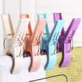 4pcs /set Clothes Hanger Beach Towel Clips Clothes Drying Clips Large Plastic Windproof Clothes Hanging Peg Quilt Clamp Holder for Beach Chair. 