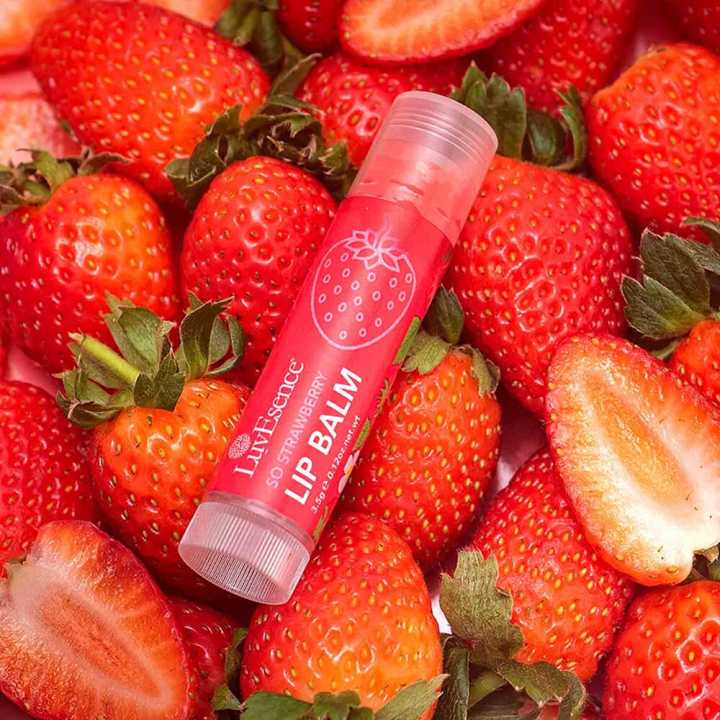 Luvesence%20So%20Strawberry%20Lip%20Balm%203.5%20G%20-%20Image%204