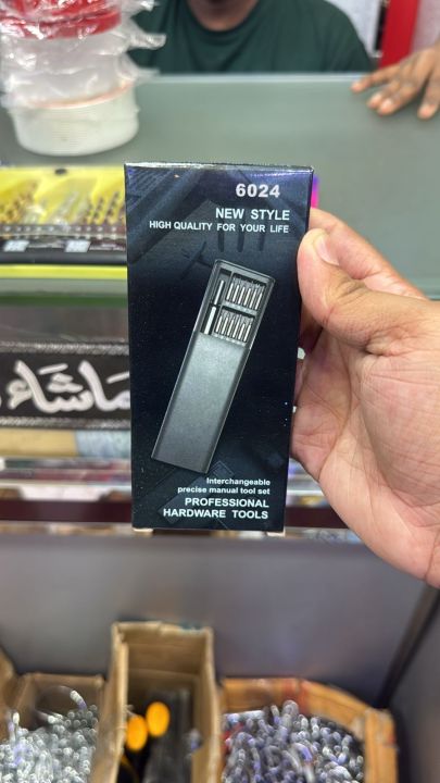 Screwdriver%20Set%20Mini%20Screw%20fix%20tool%20kit%20,Repair%20Tool%20Kit%20for%20Laptop,%20Smartphone,%20iPhone,%20Camera,%20Electronics%20Devices%20etc%20(Plastic)%20-%20Image%209