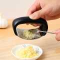 Kitchen Manual Garlic Press Stainless Steel Garlic Mincer Chopper Garlic Tools. 