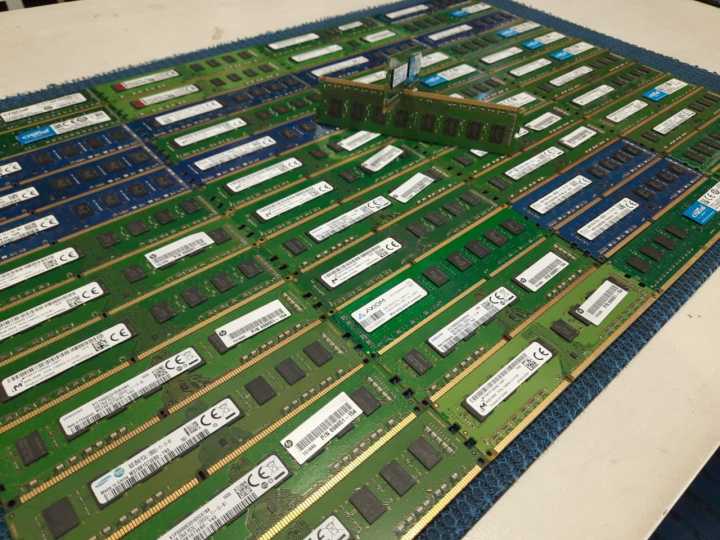 Ddr3%208gb%20desktop%20ram%20card%20-%20Image%202