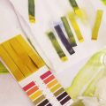 2 Set 160 Strips 1-14 PH Litmus Paper Ph Test Strips Water Cosmetics Soil PH Test Paper Strips with Control Card. 