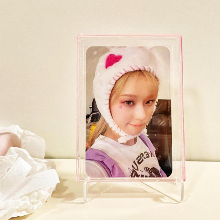 Acrylic%20Acrylic%20bead%20chain%20card%20sleeve%20Excellent%20material%206%20colors%20Small%20card%20display%20frame%20Card%20brick%20for%20Protecting%20Cards%20-%20Image%207