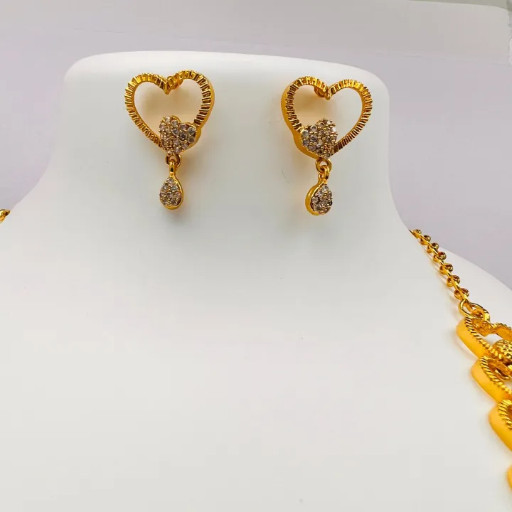 Gold%20Plated%20neklas%20Beautiful%20hart%20shape%20fashion%20new%20design%20necklace%20and%20earring%20with%20fixed%20stone%20for%20women%20and%20girls%20%5Bwith%20free%20box%5D%20-%20Image%209