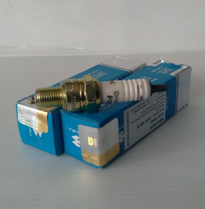 Bajaj%20genuine%20spark%20plug%20boxer%20/ct100/discover100/125/150/125M/pulser135%20-%20Image%204