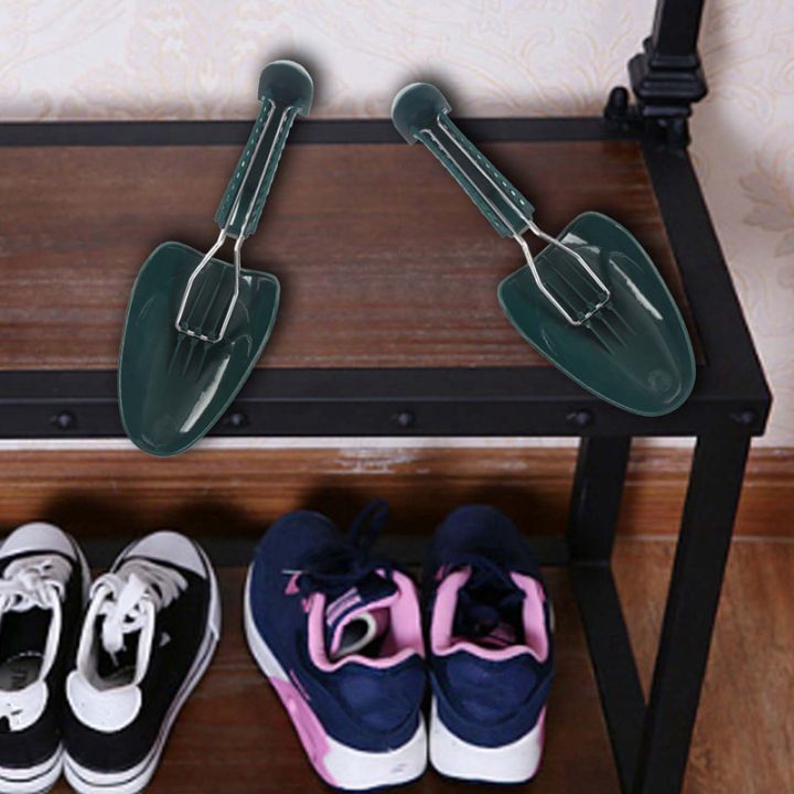 4X%20Shoe%20Tree%20Men%20Plastic%20Green%20-%20Image%203