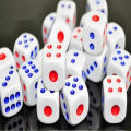 25pcs/lot Standard Plastic 10mm/12mm/14mm Game White Decider Dice Die Rpg Toy Bauble B2c Shop Red And Blue Dots Dice Gyh. 