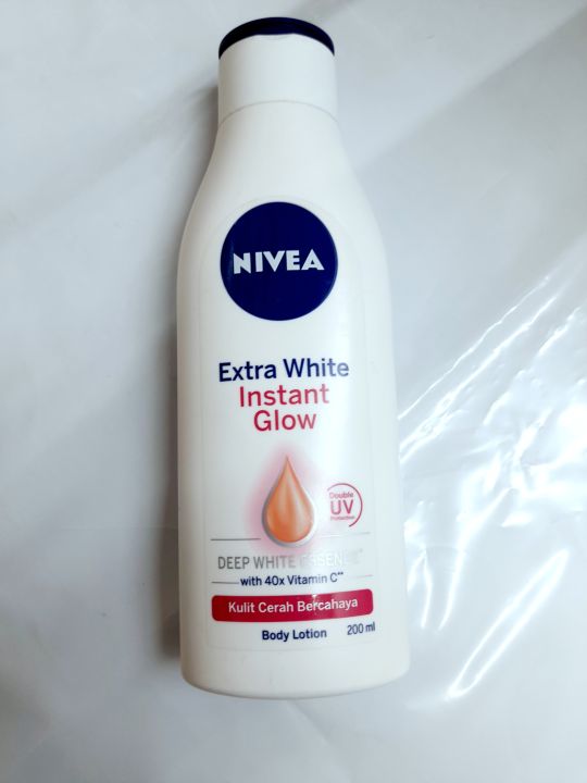 NIVEA%20Extra%20White%20Repair%20Instant%20Glow%20Body%20Lotion%20200%20Ml%20-%20Image%203