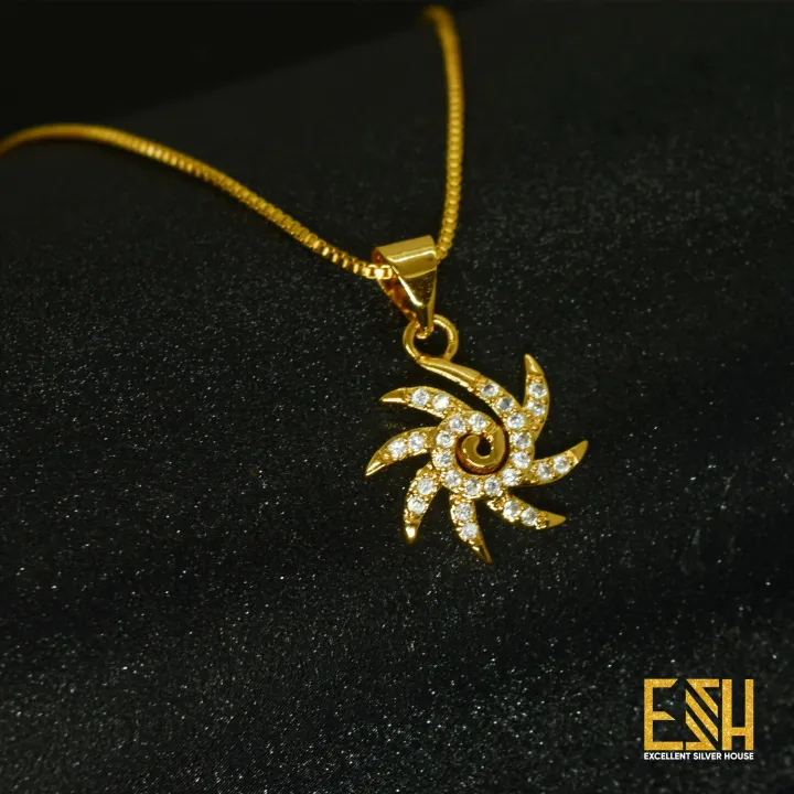 Gold%20plated%2018/24%20Inch%20Short%20Box%20Chain%2001MM%20With%20Small%20Star%20Sun%20Theme%20Pendant%20-%20Image%202