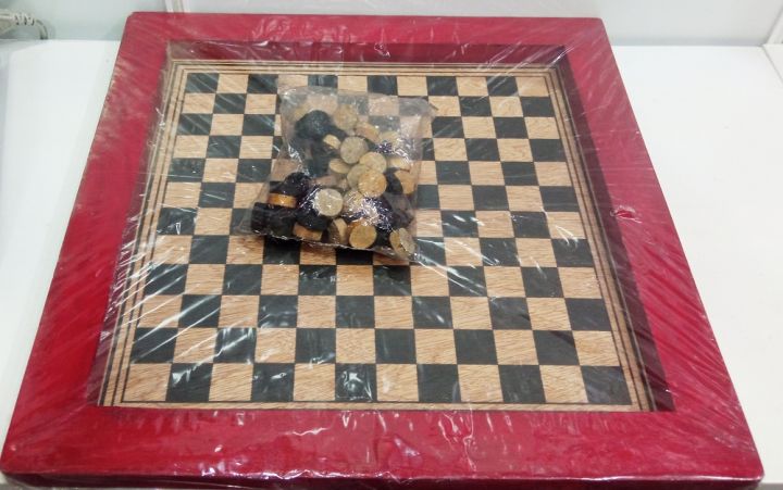 Checker%20Board%20Dam%20Board%20(%E0%B6%AF%E0%B7%8F%E0%B6%B8%E0%B7%8A%20%E0%B6%B6%E0%B7%9D%E0%B6%A9%E0%B7%8A)%20-%20Image%204