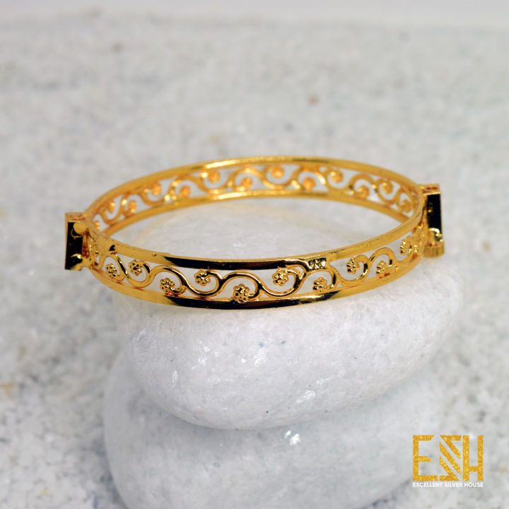 Gold%20Plated%20Lock%20Bangle%20for%20Women%20Fashion%20Valentine%20Gift%20Jewelry%20for%20Girls%20-%20Image%204