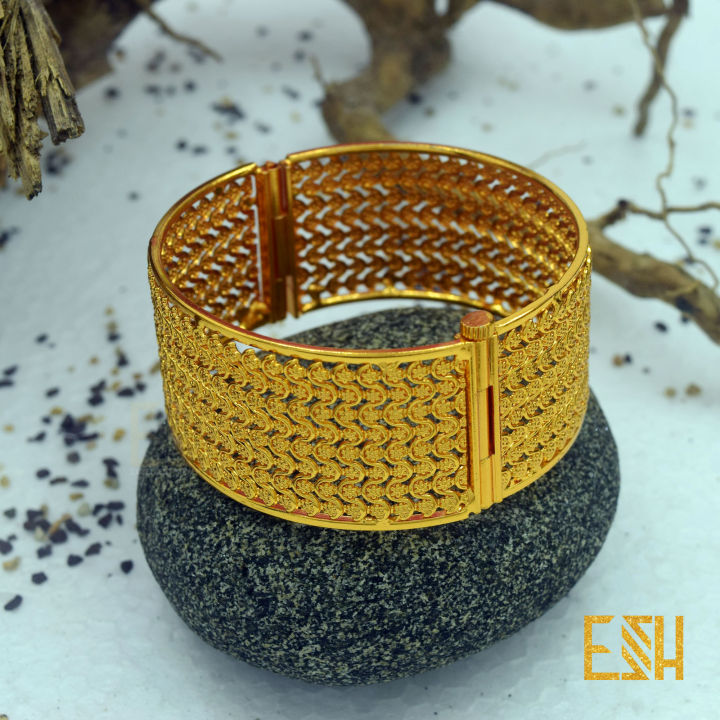 Gold%20Plated%20Foxtail%20Link%20Bangle%20Big%20for%20Women%20Lock%20Bangle%20Fashion%20Jewelry%20Gift%20Comfort%20fit%20-%20Image%204