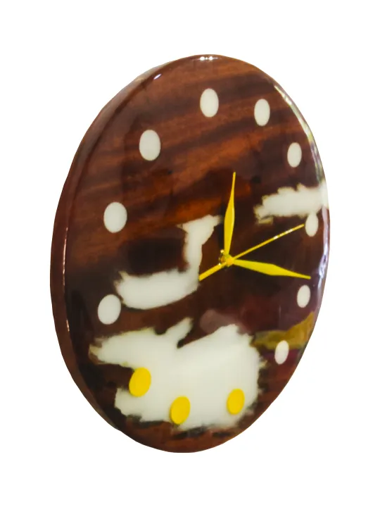 Resin%20with%20wood%20wall%20clock%20-%20Image%202