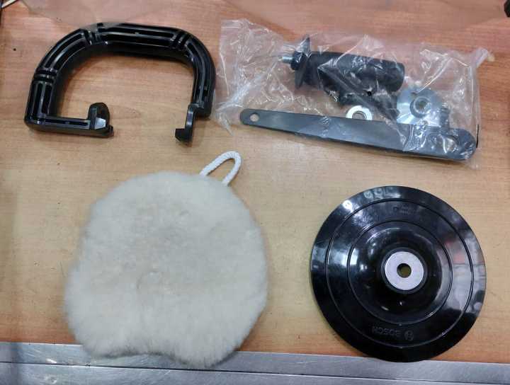 Bosch%20Car%20Polisher%20Metal%20Surface%20Finishing%20Machine%20GPO%2012CE%20-%20Image%204