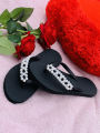 House Slipper Flip Flops for Women's Pearls Design Slippers Fashion House Slippers. 