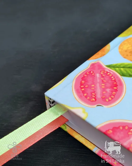 Handmade%20Bullet%20Journal%20-%20Dotted%20-%20A5%20150gsm%20thick%20paper%20%E2%80%93%20Guava%20-%20Laminated%20Cover%20%E2%80%93%20(1051)%20-%20Image%204