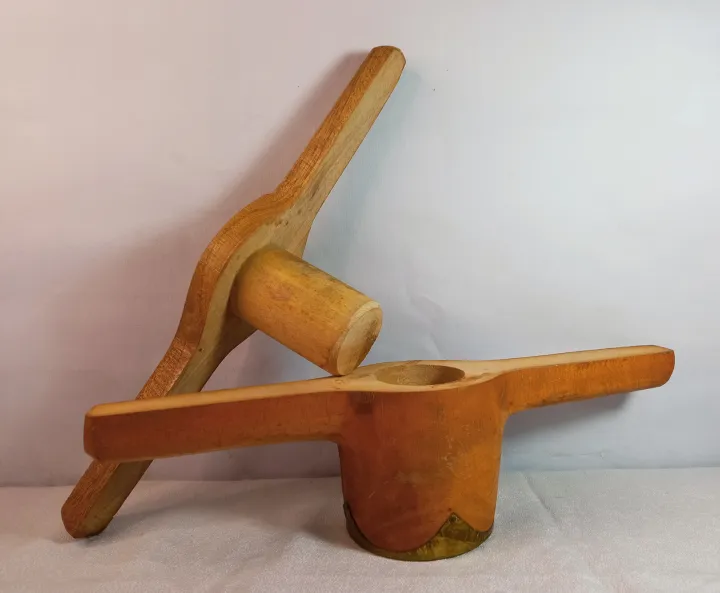 Wooden%20string%20hopper%20maker%20-%20Image%205