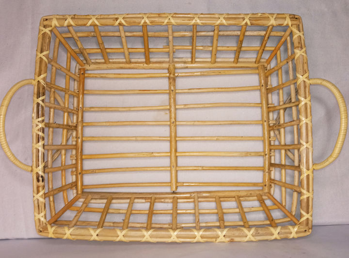 Hamper%20Baskets%20/%20Cane%20Baskets%20/%20Fruit%20Basket%20/%20Vegetable%20Basket%20or%20a%20Food%20Basket%20-%20Image%203