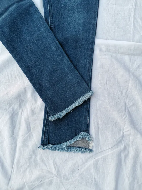 Imark%20Tulip%20Hem%20Low%20Cut%20High%20Waist%20Stretch%20Denim%20Jeans%20for%20Women%20-%20Image%204