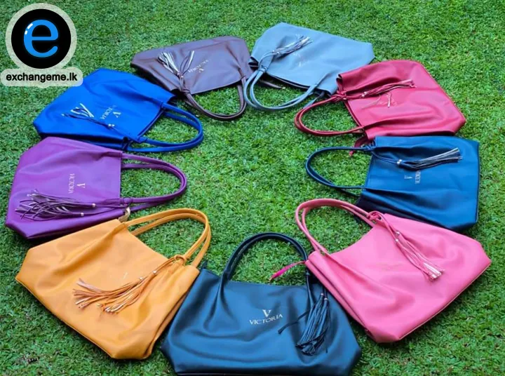 Victoria%20Hand%20Bag%20-%20Fashionable%20Bags%20-%20Hand%20Bag%20-%20Girl%20Hand%20Bag%20-%20Woman%20Hand%20Bag%20-%20Image%205