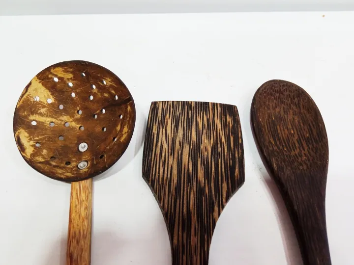 Oil%20Coconut%20Shell%20spoon%20&%20Kitul%20wooden%20spoon%20&%20Patta%20-%20Image%204