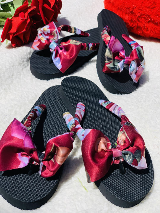 Design%20Women%20Slippers%20Fashion%20Rubber%20Handmade%20Flip%20Flop%20House%20Slippers%20-%20Image%205