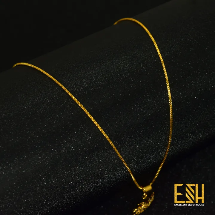 Gold%20plated%2018/24%20Inch%20Short%20Box%20Chain%2001MM%20With%20Small%20Star%20Sun%20Theme%20Pendant%20-%20Image%204